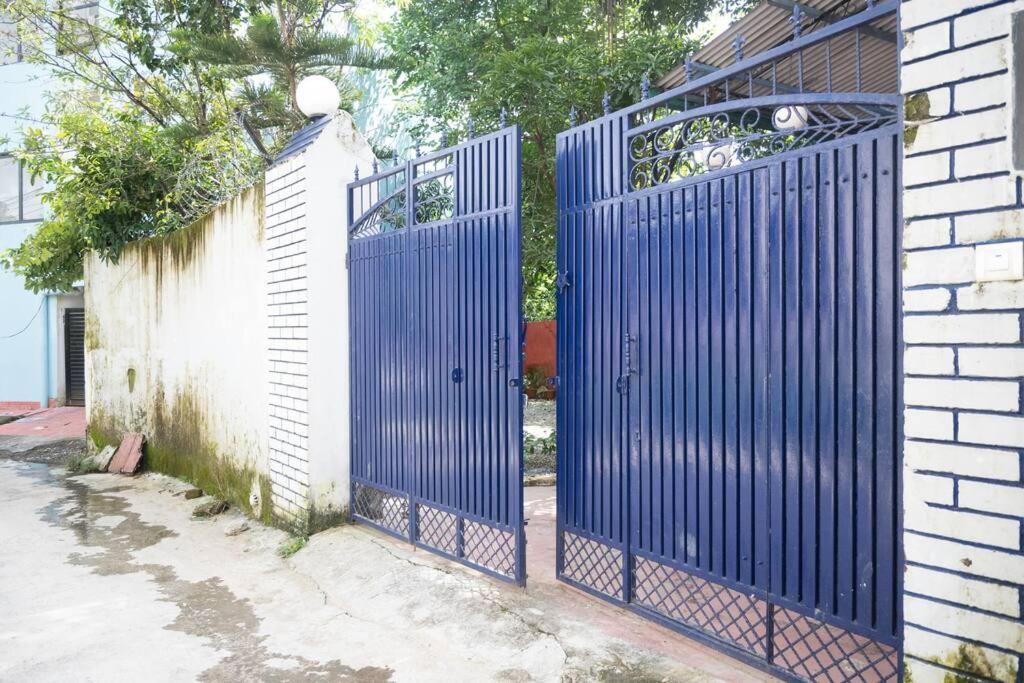 Blue Door Villa By Homeyhuts Rajpur ภายนอก รูปภาพ